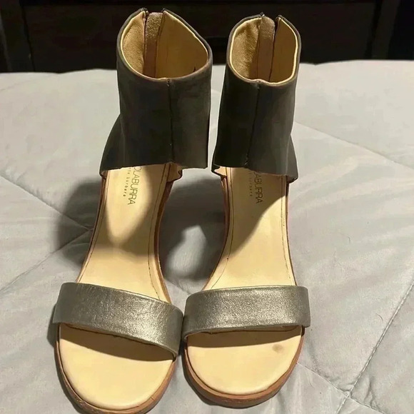 Kookaburra heals - Picture 2 of 5